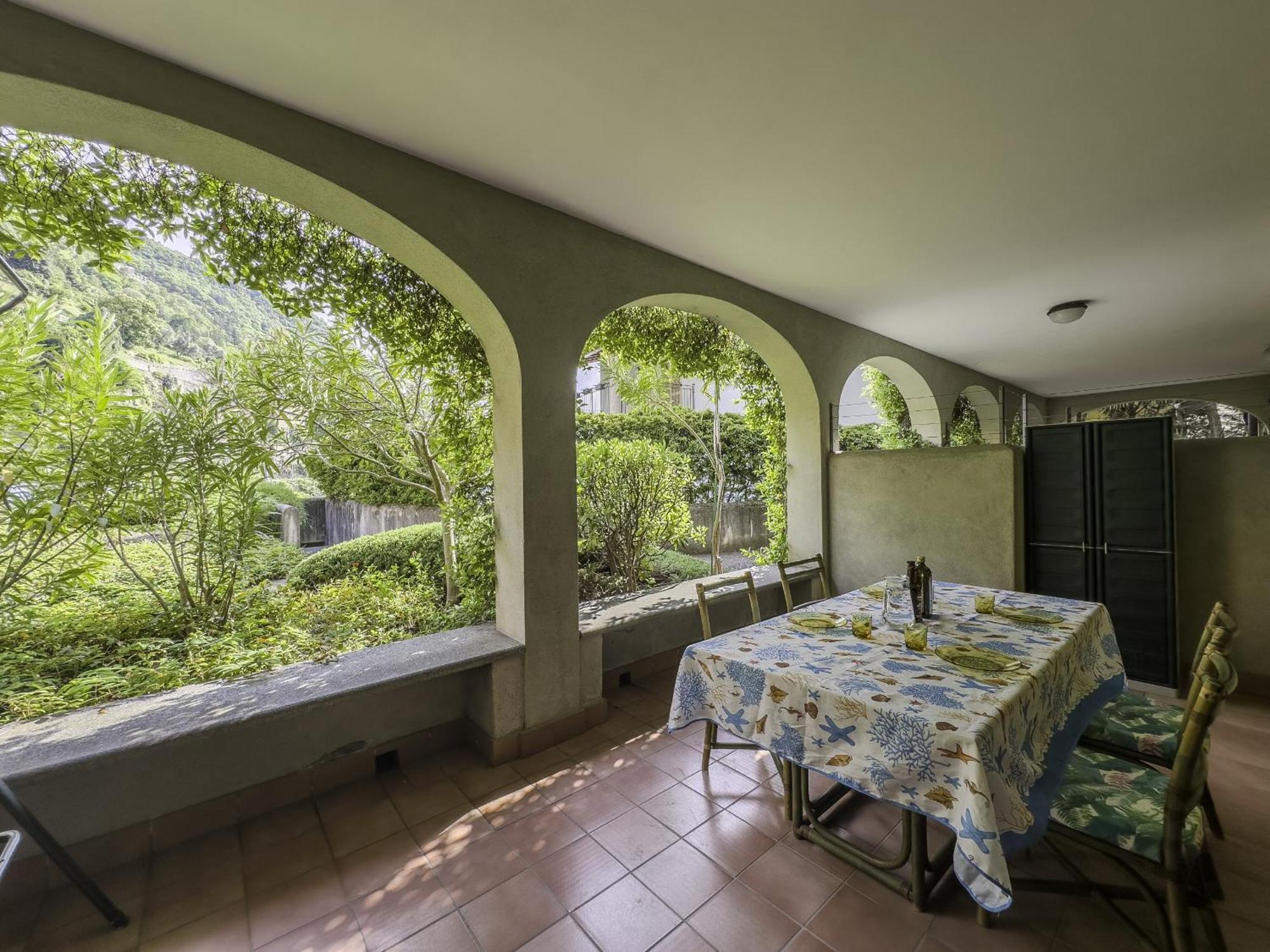 Appartamento Fronte Lago Bellano Exteriör bild